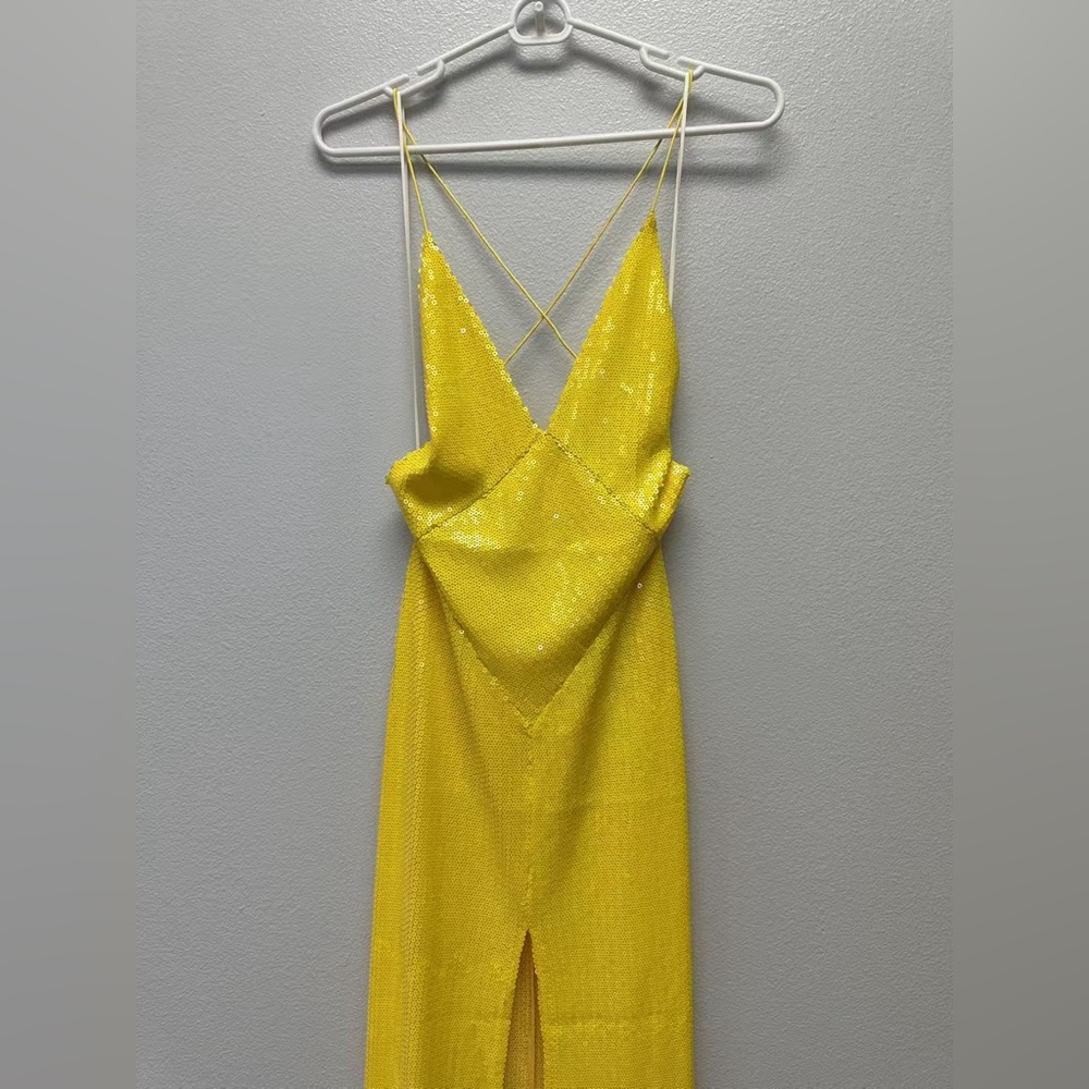 Alex Perry Backless Sequin Dress Yellow - Picture 3 of 6